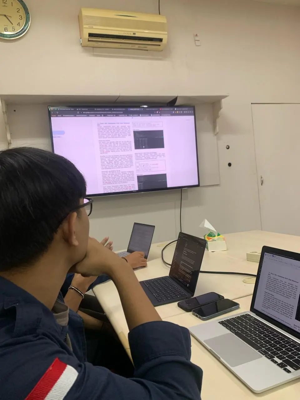 Team Discussion & Workflow